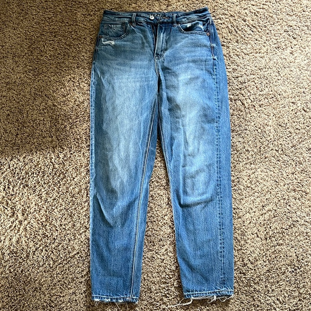 American Eagle Mom Jeans